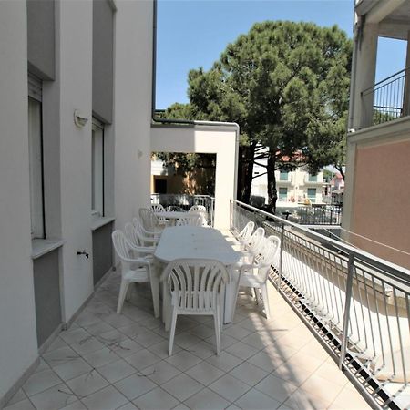 Flavia Apartment Lido di Jesolo Bagian luar foto