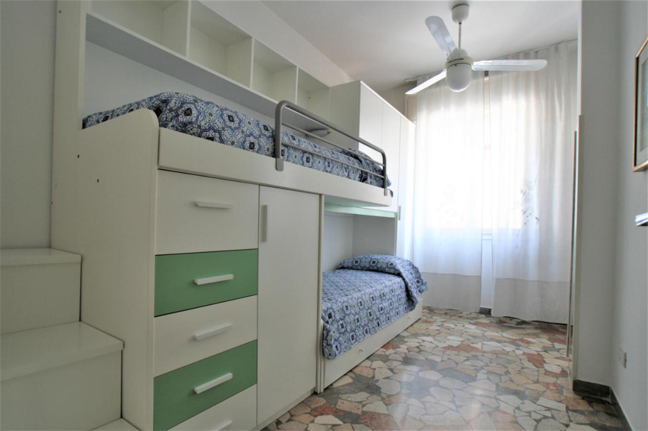 Flavia Apartment Lido di Jesolo Bagian luar foto